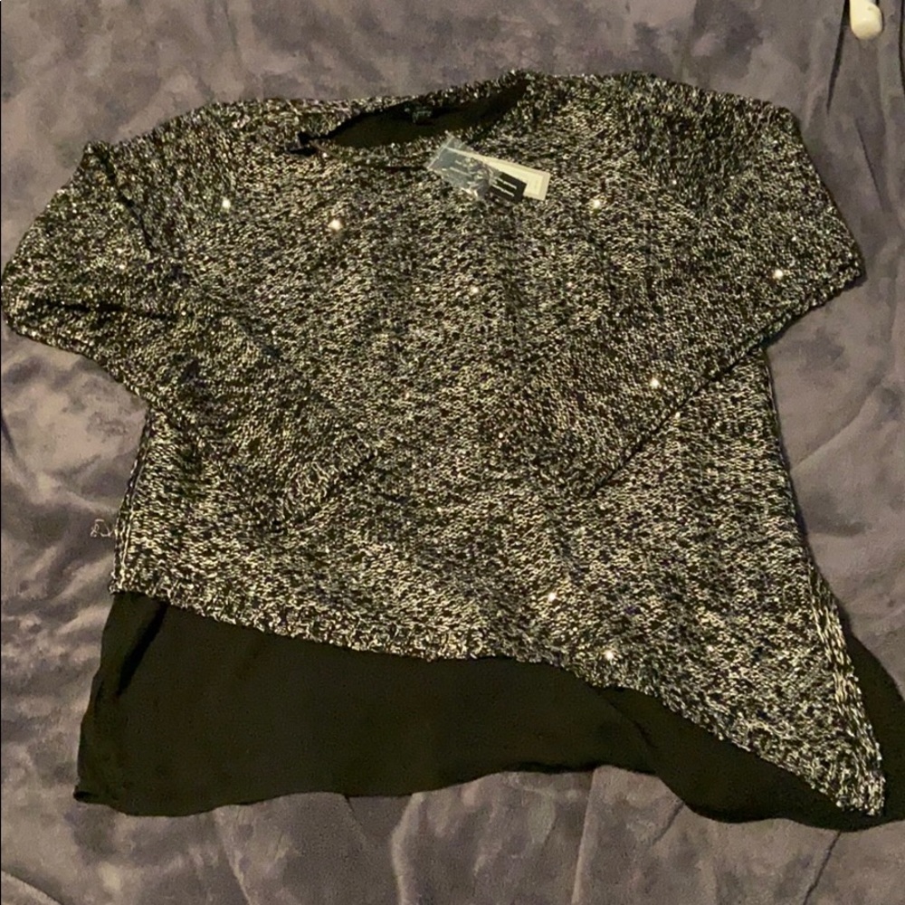 NWT Apt 9 Layered sweater